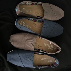 WOMENS TOMS- NWOT